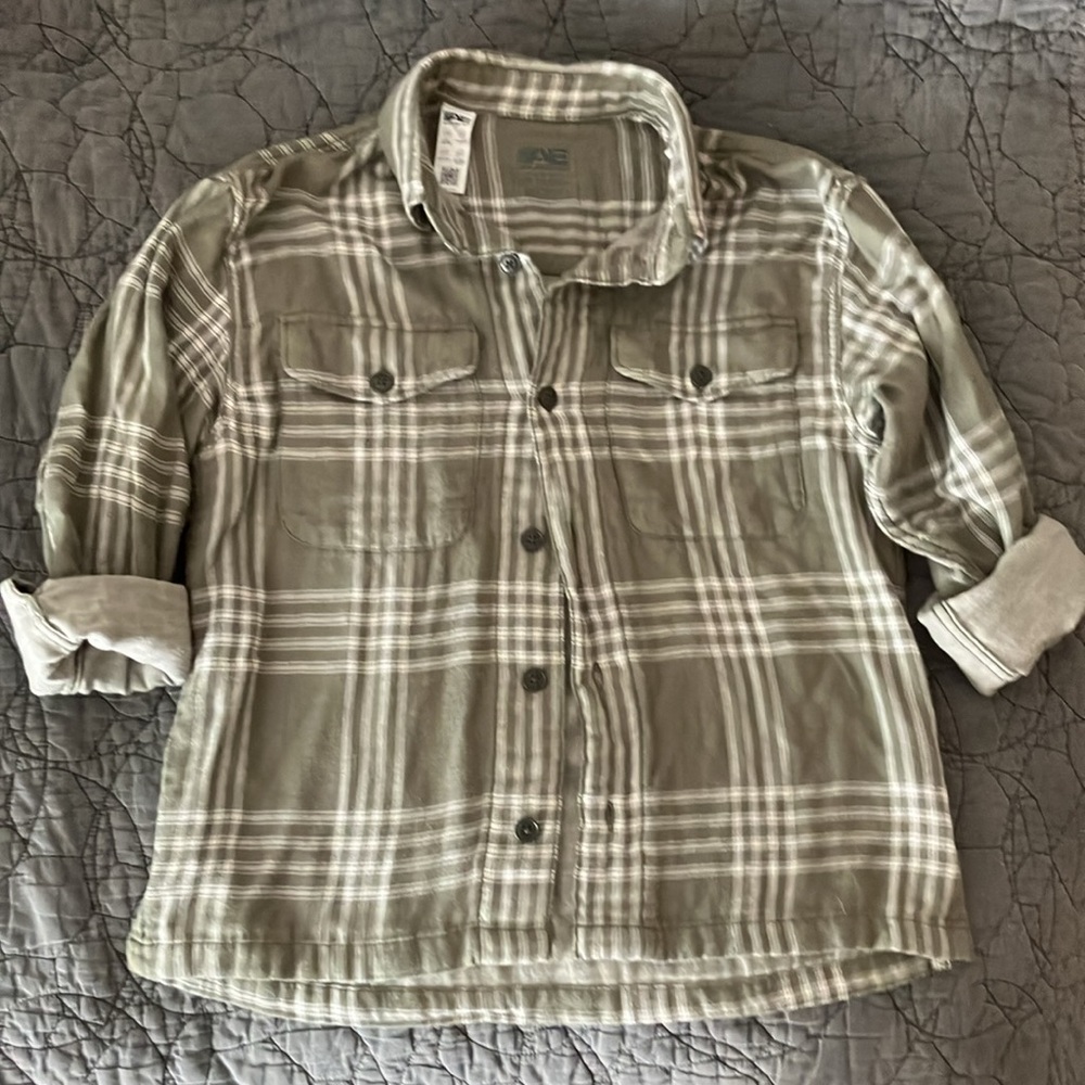 American Eagle Venture Out Flannel Shirt size XS